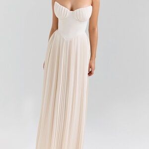 HOUSE OF CB 'Marcella' Ivory Georgette Pleated Maxi Dress Size M Plus Cup